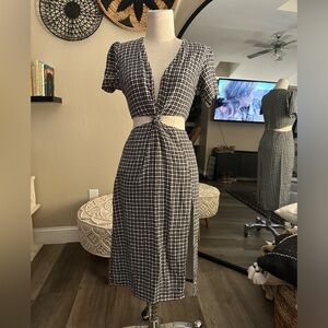 Abercrombie & Fitch plaid front knot cutout dress XS